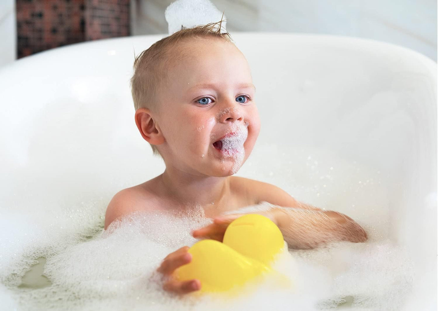 Yellow Rubber Ducks, Preschool Large Bath Toys Bathtub Floating Squeaky Duckies Gift for Baby Shower Infants Kids Toddler Party Decoration, 7.2 Inches (Large)
