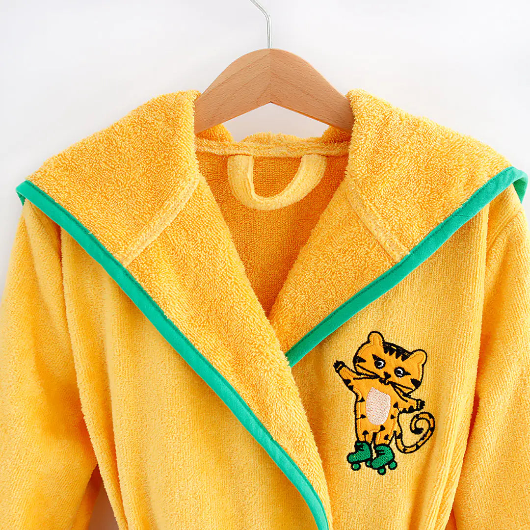 Milk&Moo Skater Cheetah Kids Bathrobe – 100% Turkish Cotton, Hooded Robe for Boys & Girls, Age 5-6