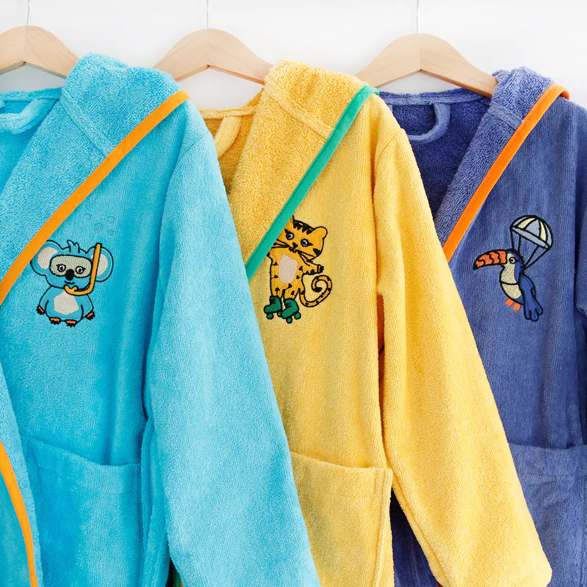 Milk&Moo Skater Cheetah Kids Bathrobe – 100% Turkish Cotton, Hooded Robe for Boys & Girls, Age 5-6